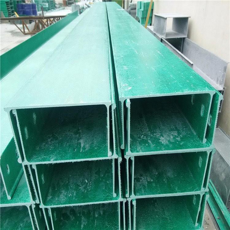 哈密市槽式梯式防腐玻璃鋼電纜橋架生產廠家批發(fā)價現(xiàn)貨